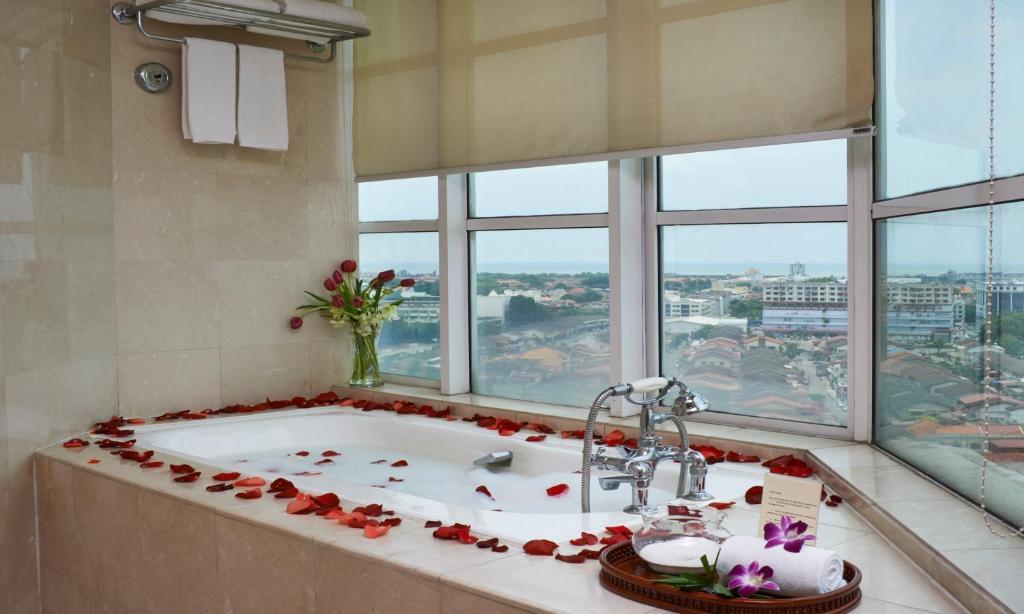 Grand Swiss-Belhotel Melaka Extérieur photo